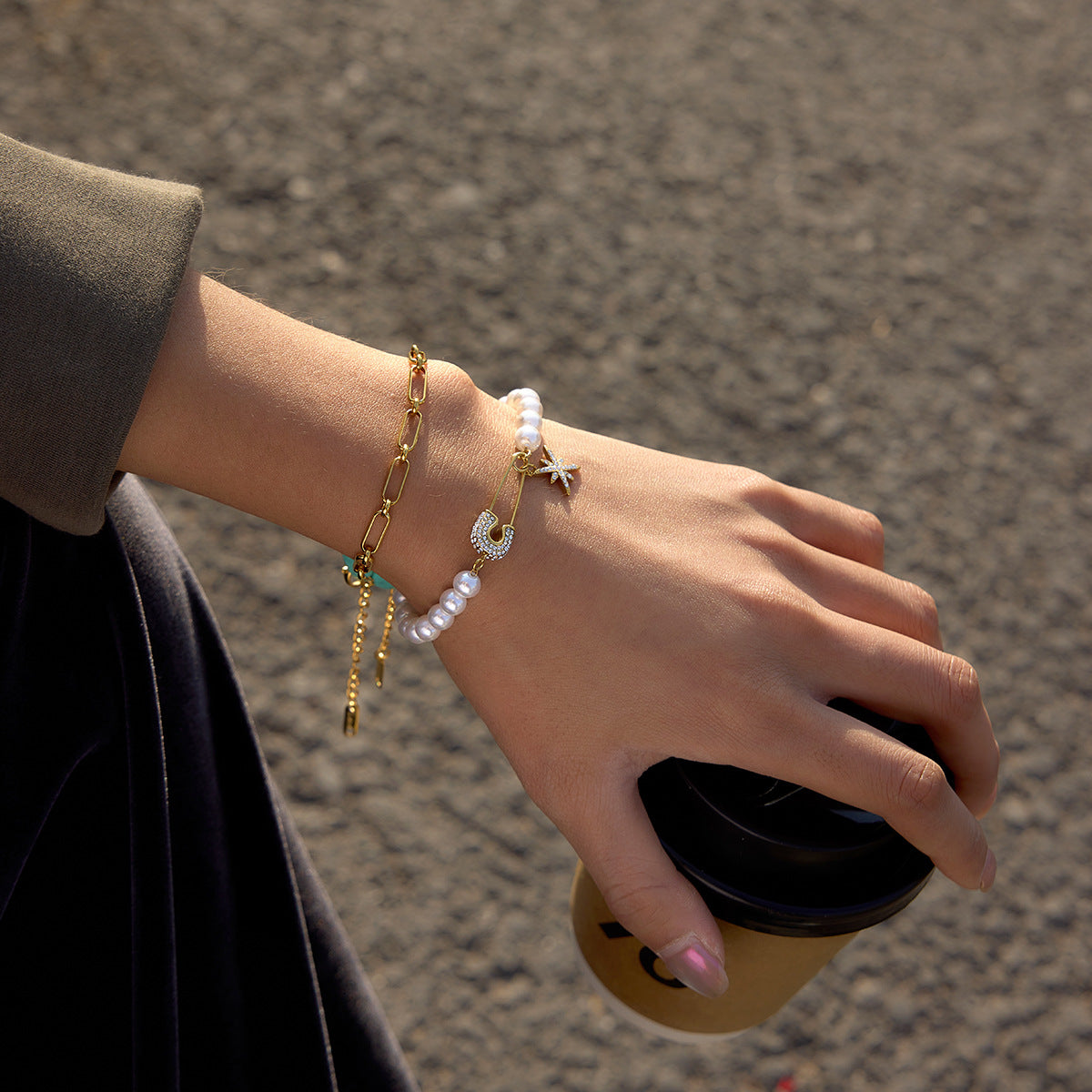 Luxury Geometric Star Titanium Steel Bracelet with Rhinestone and Imitation Pearl for Women