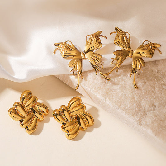 Fashionable Butterfly-Shaped Geometric Stainless Steel Stud Earrings for Women with Plated Finish
