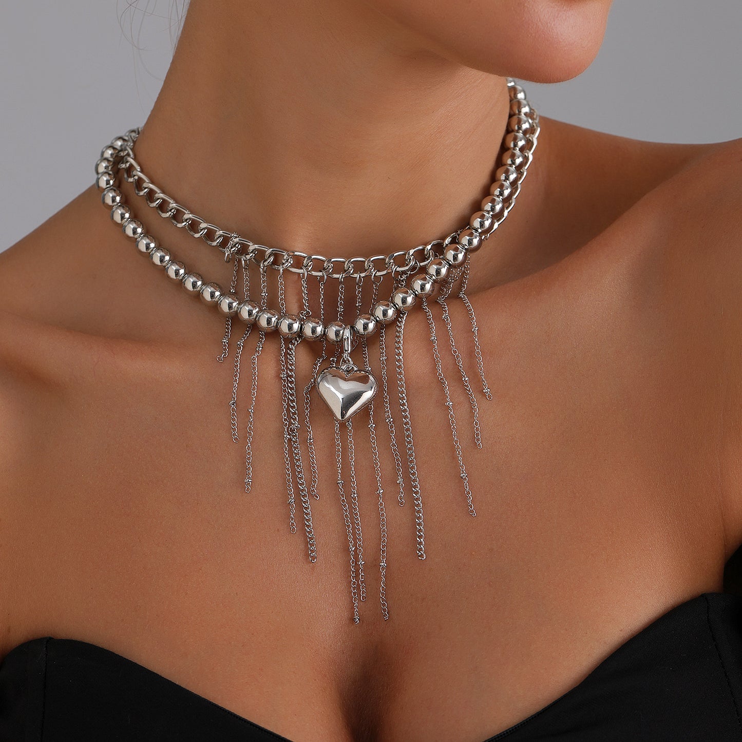 Collar con Colgante Geométrico de Corazón Dulce y Atrevido de Aleación con Acabado Chapado para Mujer