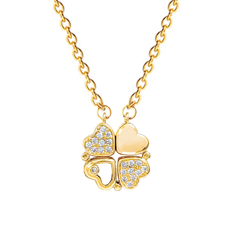 Collar con colgante de corazón y trébol de cuatro hojas estilo dibujo animado en acero titanio con incrustaciones completas de diamantes de imitación para mujeres y hombres
