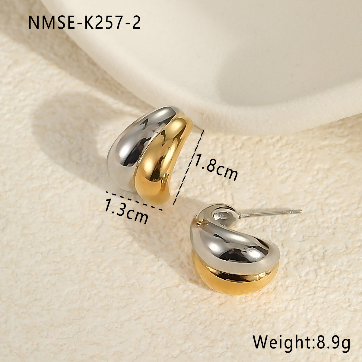 Pendientes geométricos de acero inoxidable con bloques de color y baño de oro de 18 quilates para mujer — Diseño elegante ideal para la oficina