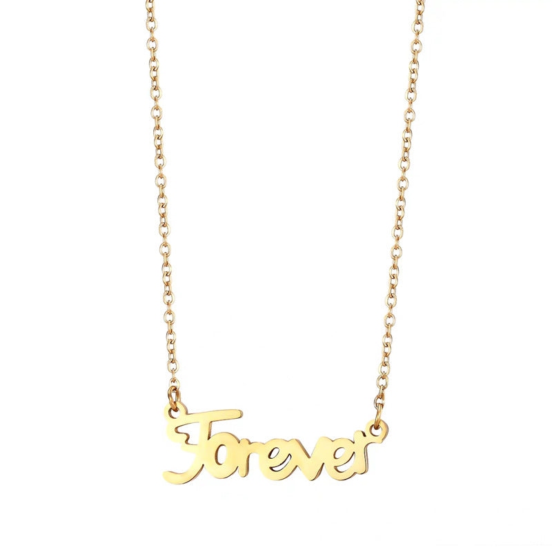 Collana minimalistica geometrica da donna placcata in acciaio al titanio con design pulito delle lettere e stile a catena per clavicola