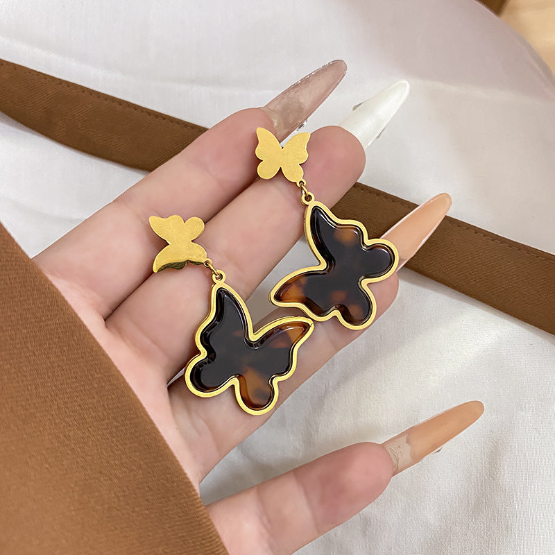 Sweet Gold Plated Stainless Steel Heart Geometric Necklace for Unisex