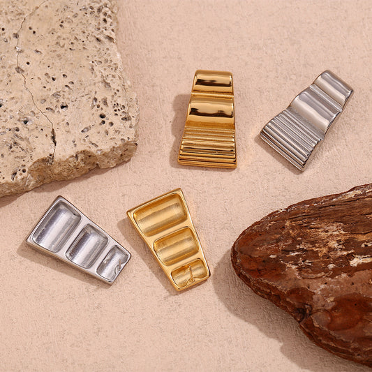 Pendientes de acero inoxidable geométricos vintage de moda con chapado en oro de 18 quilates y diseño de barra rectangular ondulada para mujer