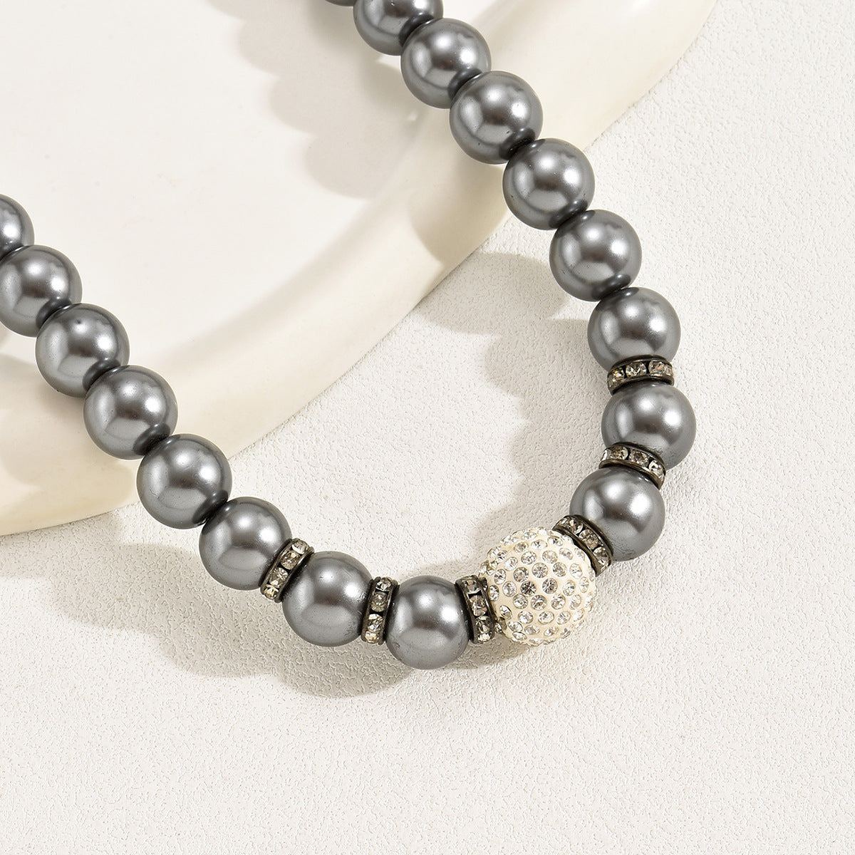 Geometric Pearl Necklace with Zircon Inlay for Women in Deep Gray Tone, Adjustable Clavicle Chain with Mother-of-Pearl Pendant