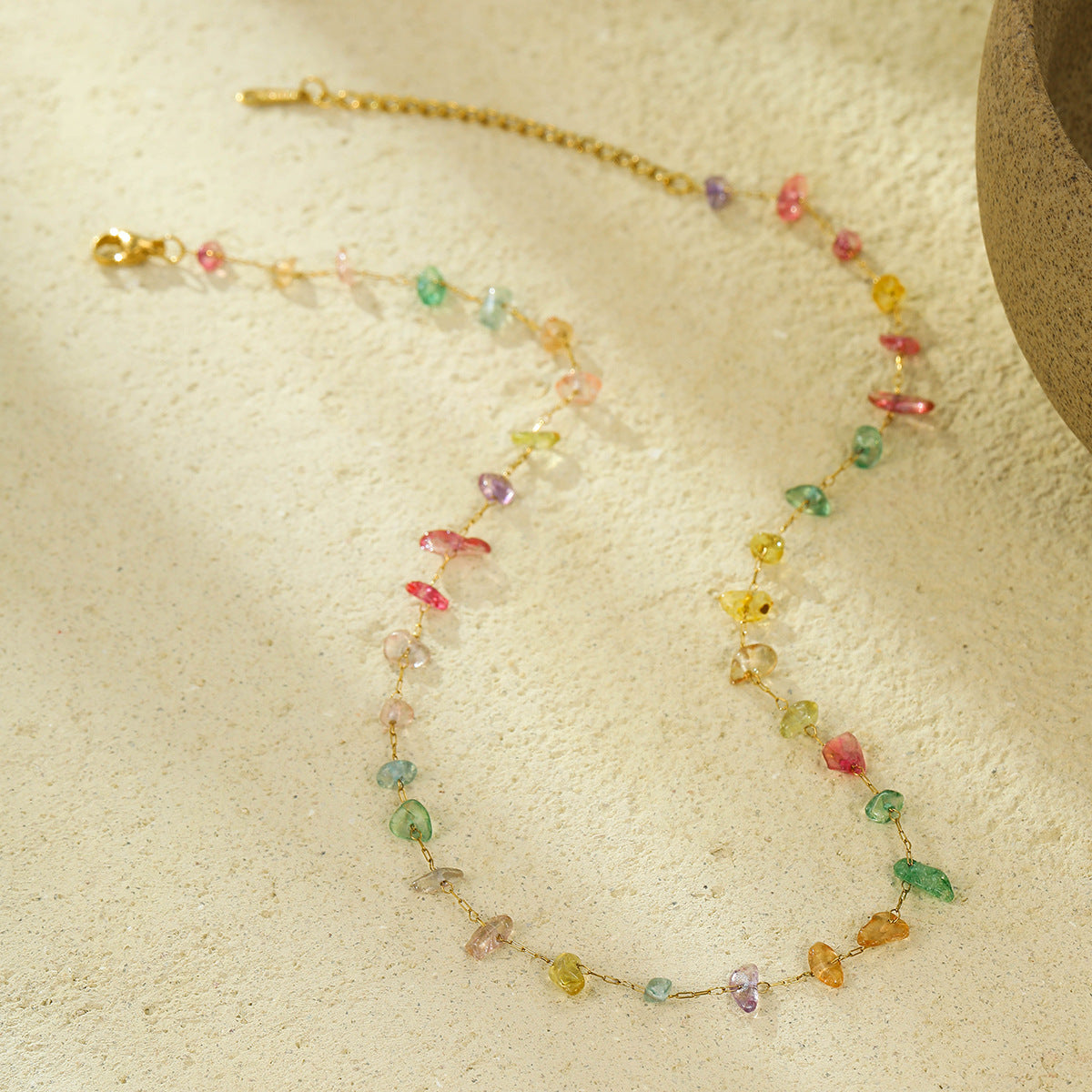 Collana di perline in pietra naturale colorata, alla moda e minimalista, per donne, placcata in acciaio inossidabile con lunghezza regolabile