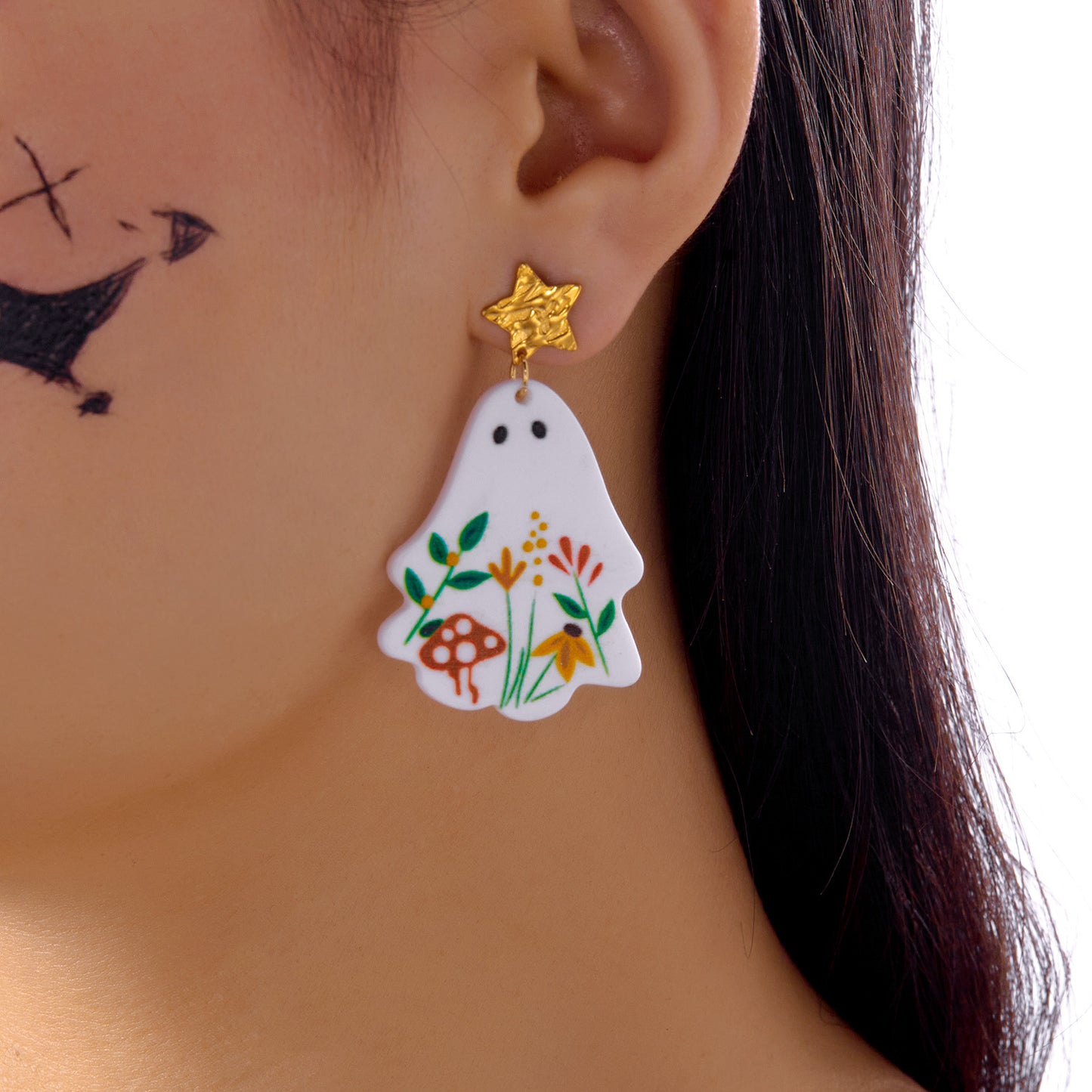 Pendientes acrílicos juguetones de fantasma y calavera florales de Halloween para mujer con diseño calado geométrico