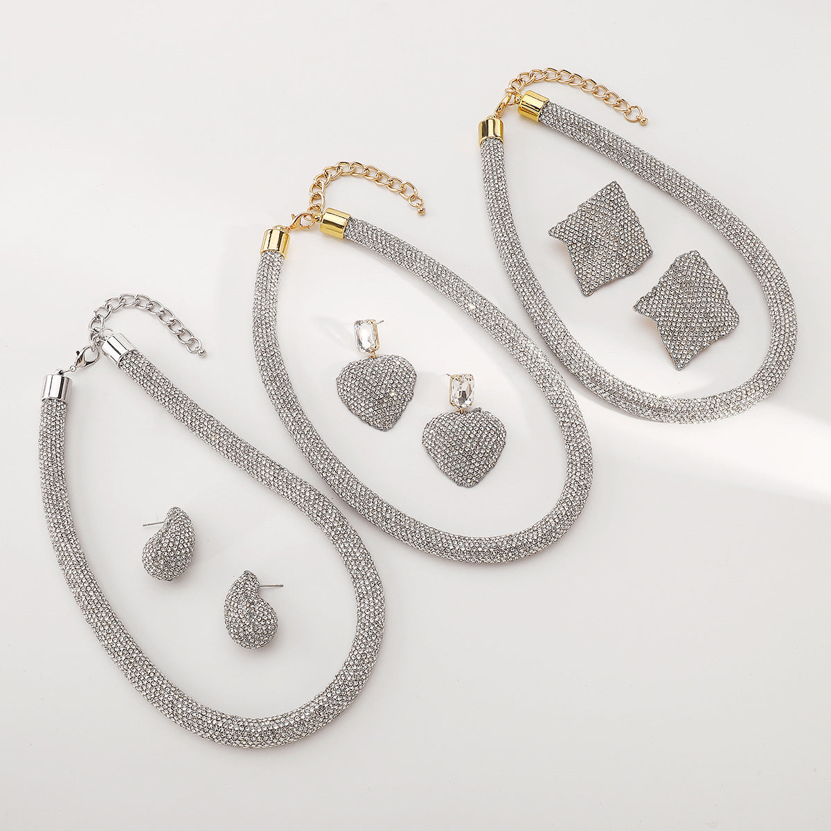 Set di collana e orecchini da donna in lega a forma geometrica con intarsio di strass, stile OL, alla moda