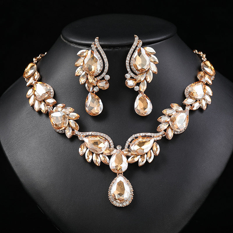 Minimalist Floral and Geometric Alloy Necklace Set for Women with Rhinestone Pendant, Plated Finish, O-Chain Design