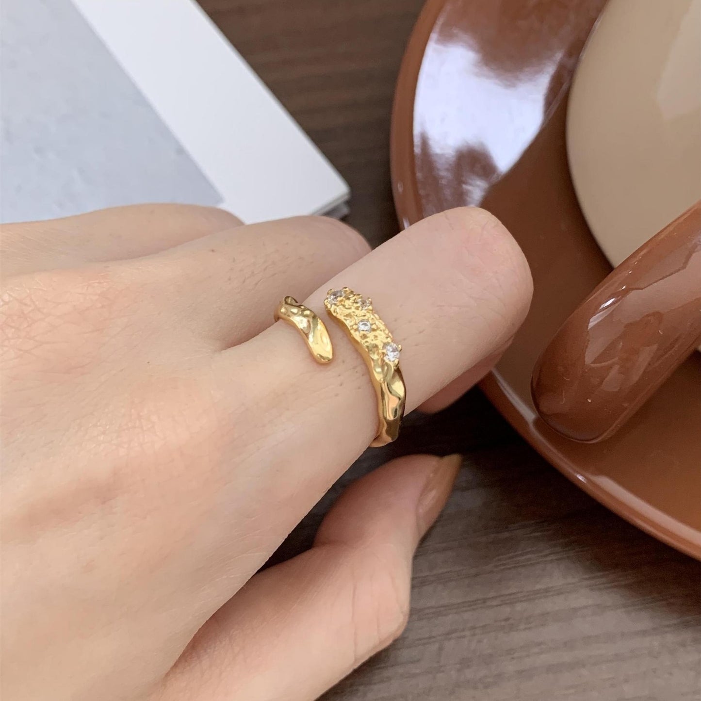 Anello a cuore irregolare minimalista da donna in argento sterling 925 con intarsio di diamanti