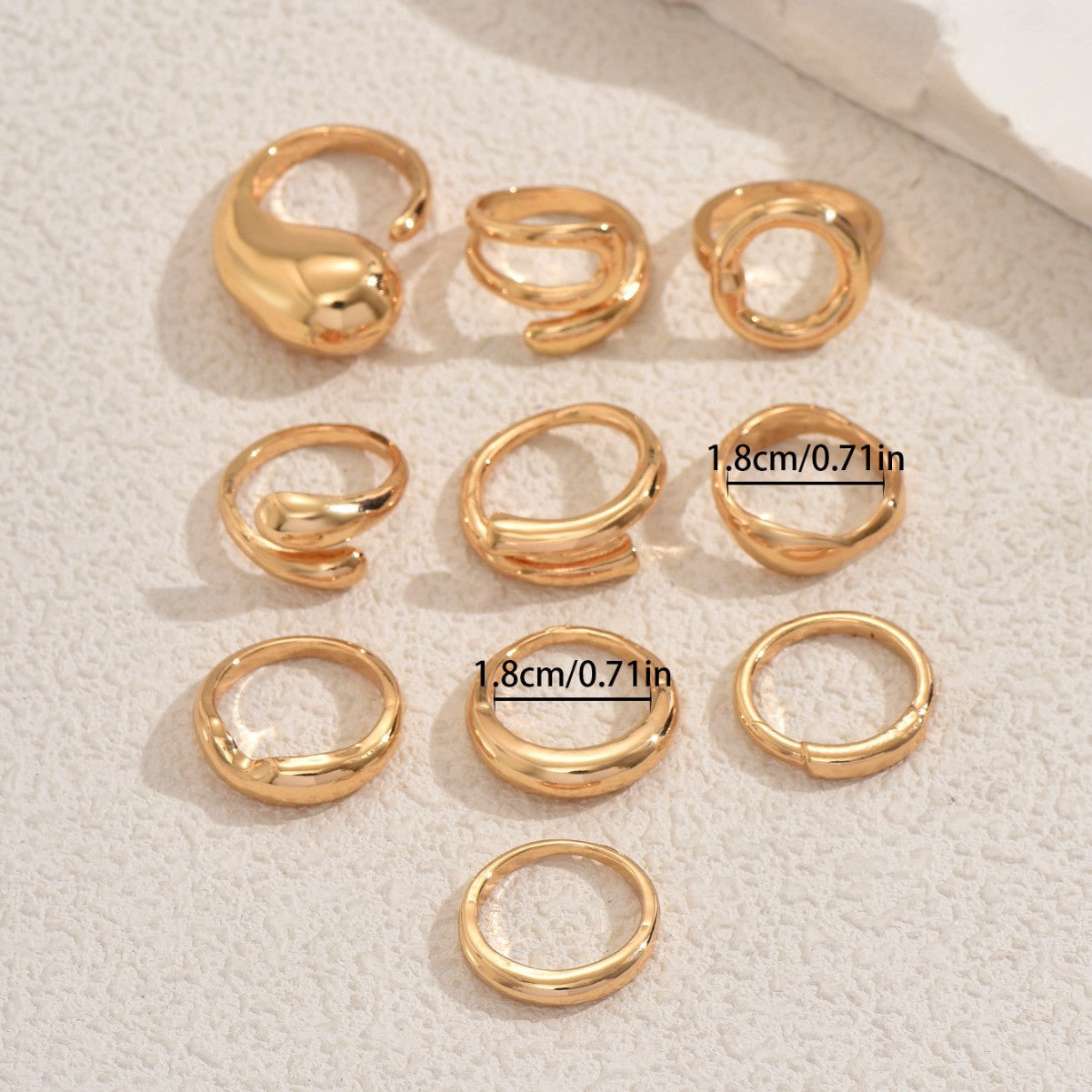 Set de anillos abiertos ajustables para mujer con diseño geométrico, fabricado en aleación de zinc con acabado chapado para un estilo versátil.