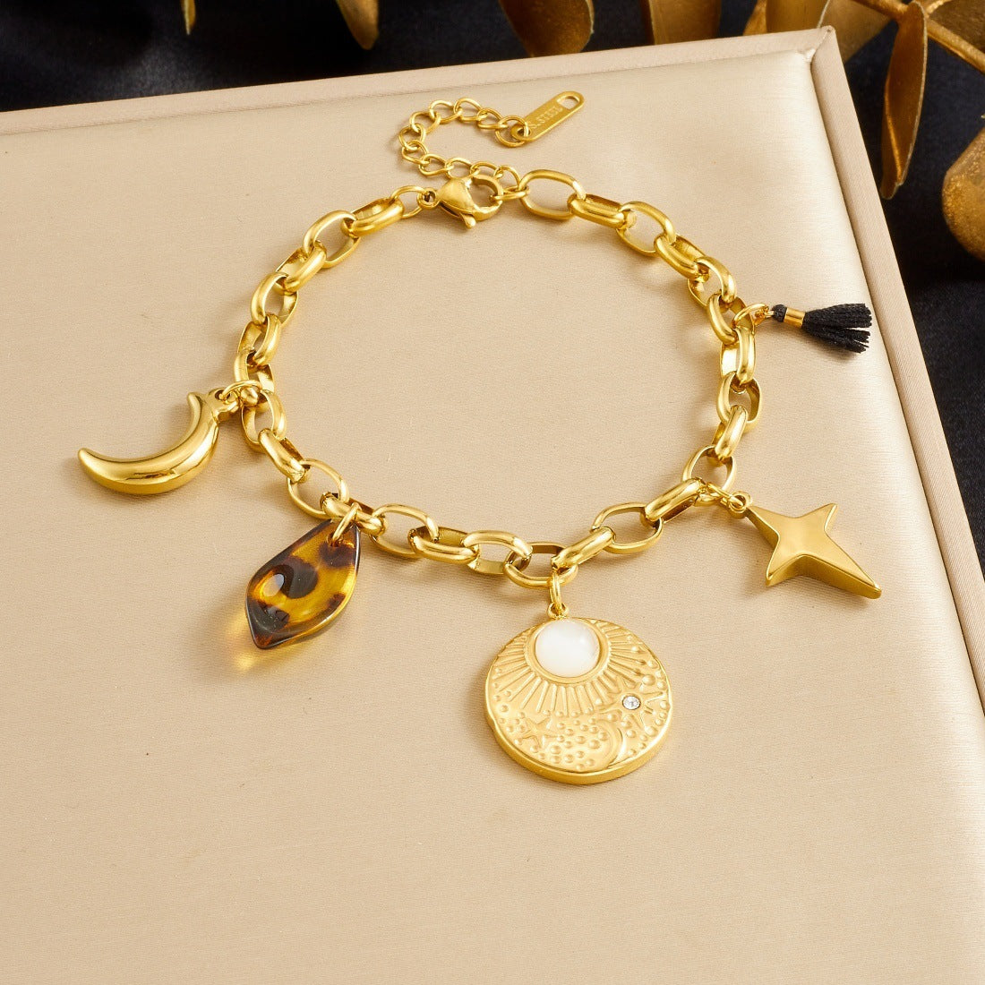 Vintage Gold Plated Star Moon Round Stainless Steel Bracelet