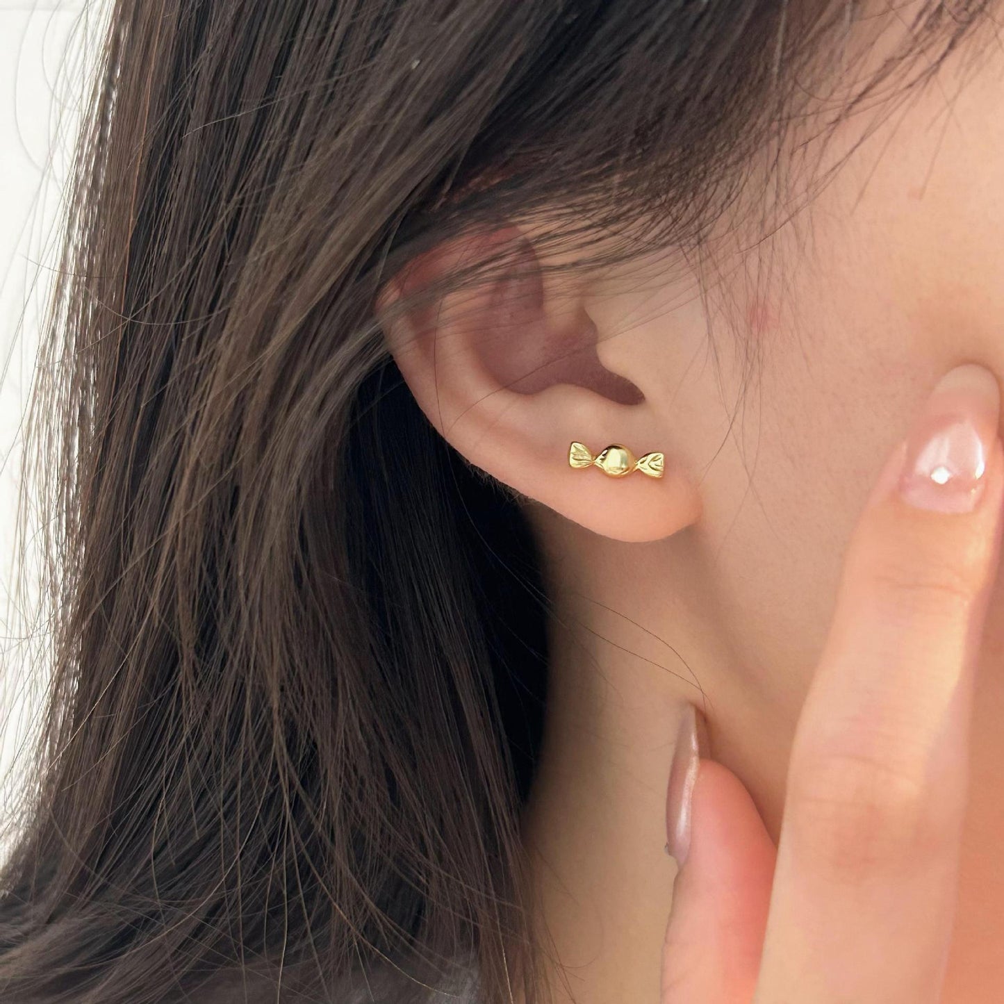 Pendientes de tuerca minimalistas geométricos con forma de letra de plata de ley 925 con acabado chapado