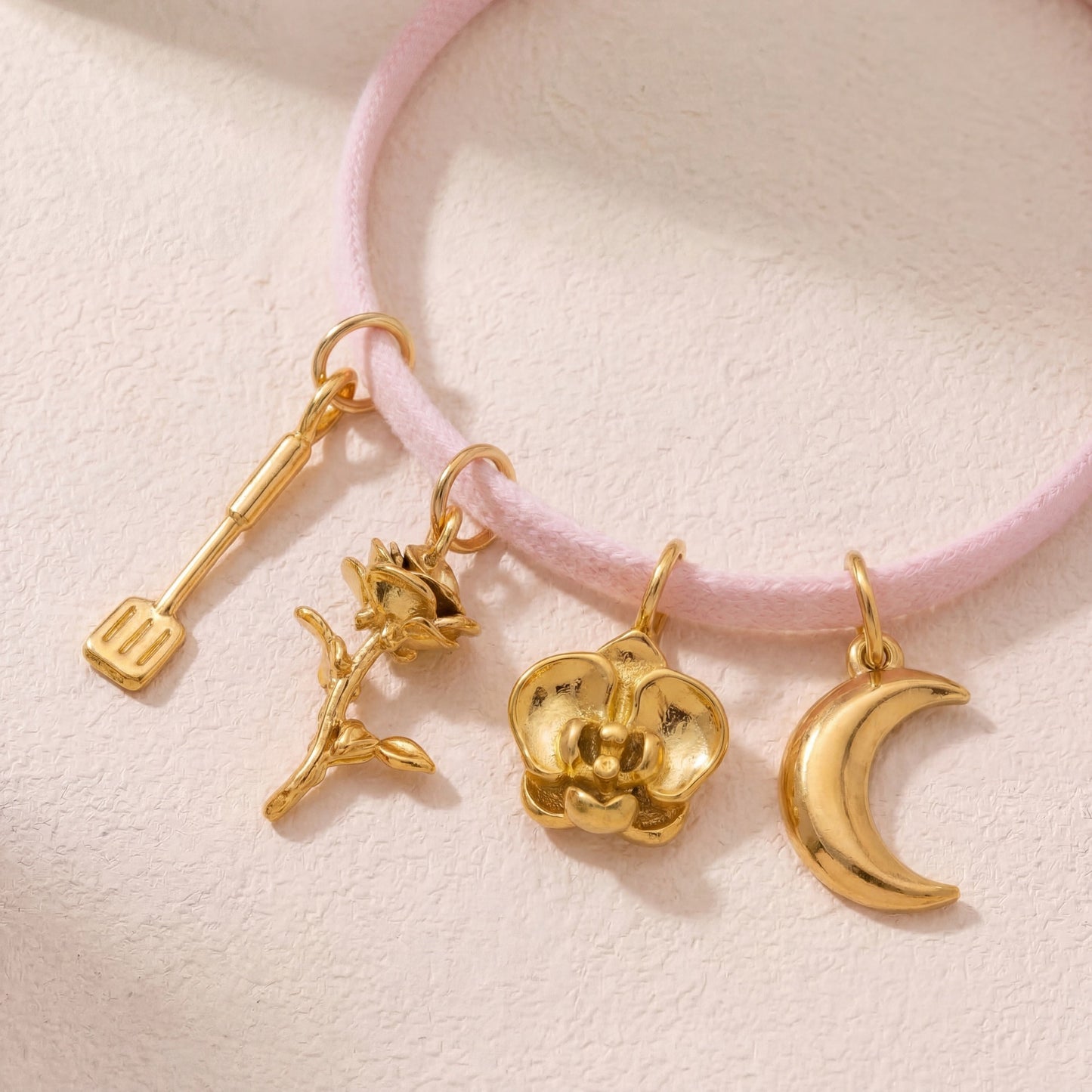 Vintage Floral Plated Stainless Steel Charm Bar