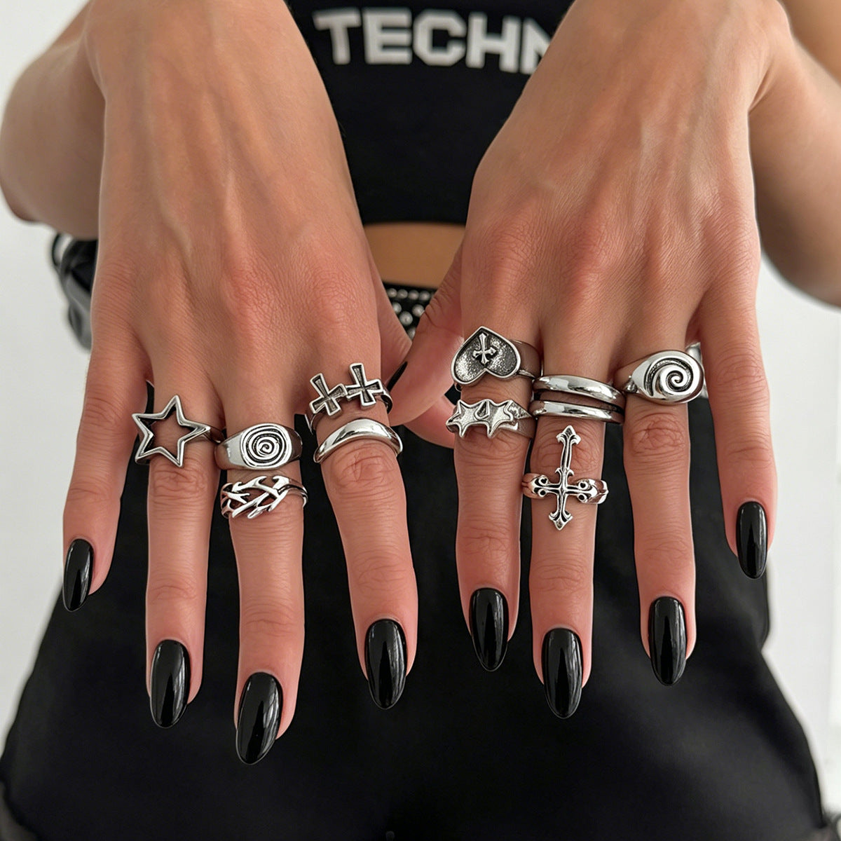Vintage Punk Hollow Heart Star Cross Ring Zinc Alloy Plated Jewelry for Women