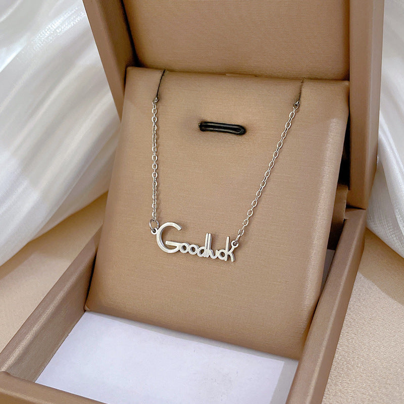 Collana Minimalista Geometrica in Acciaio Titanio Placcato per Uomo e Donna Stile Fresco e Dolce