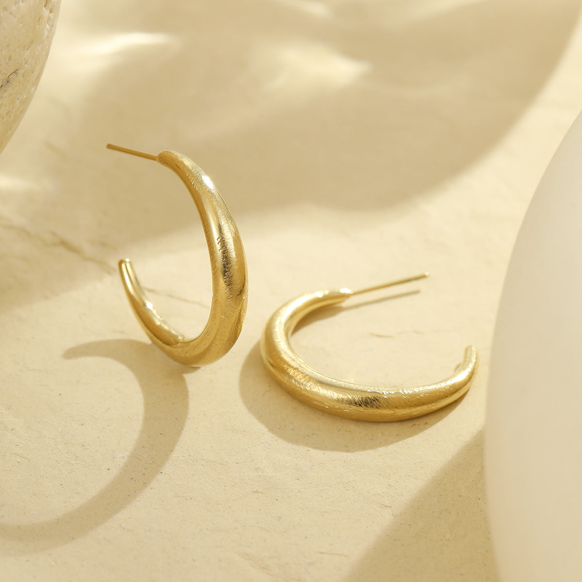 Aretes de acero inoxidable geométricos con acabado de baño para mujer, estilo vintage, para la oficina