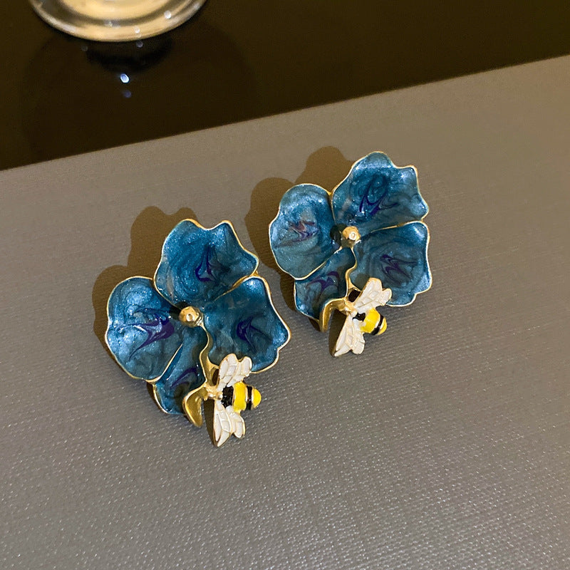 Orecchini a goccia in stile vintage a forma di acqua che cola da donna con perni in metallo placcato ed elegante estetica retrò