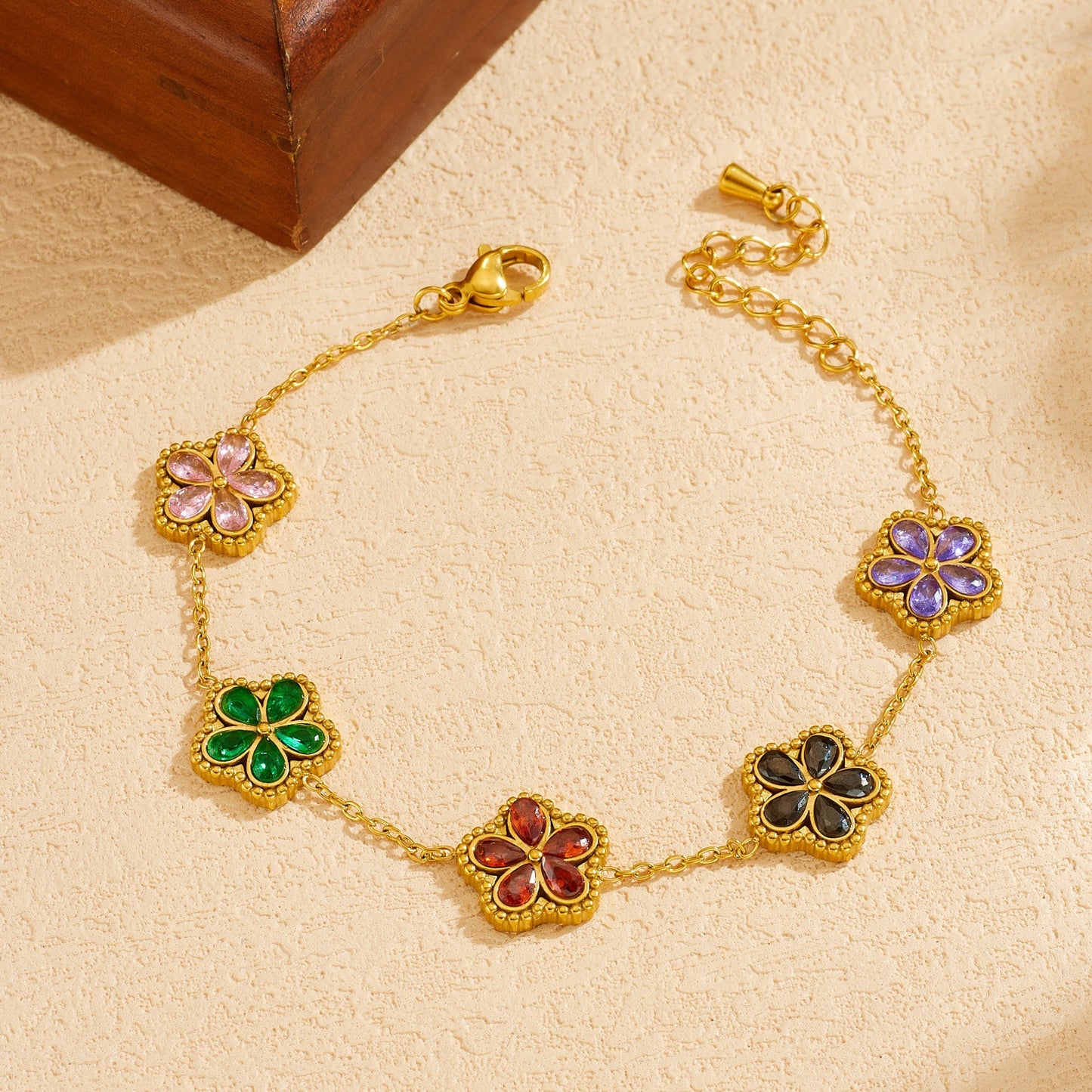Sweet Gold Plated Stainless Steel Floral Cubic Zirconia Bracelet
