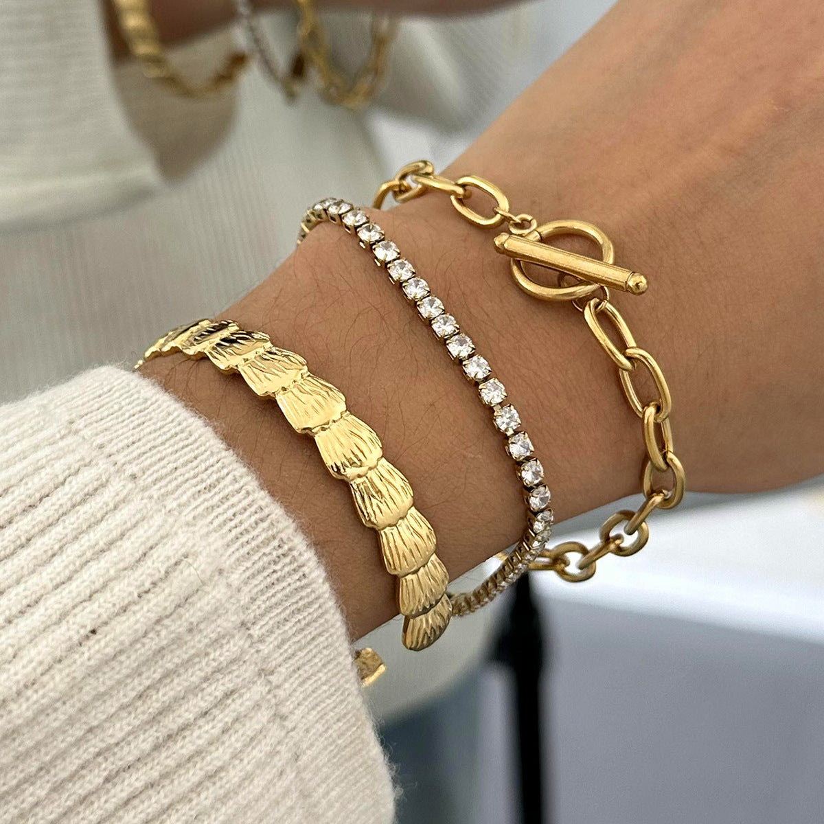 18K Gold Plated Geometric Titanium Steel Cubic Zirconia Bracelet for Women