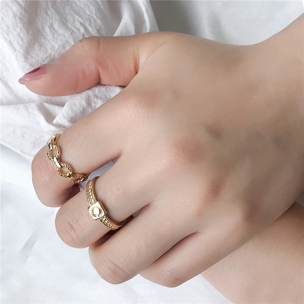 Minimalist Geometric Round Plated Alloy Ring Set for Women