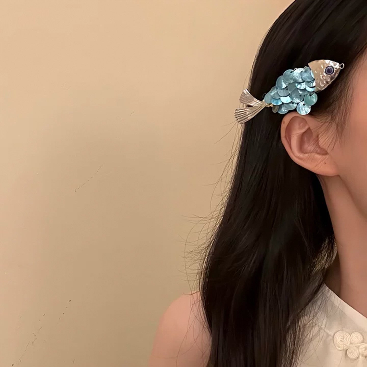 Elegante fermaglio per capelli da donna placcato oro a forma di conchiglia con stile di lusso minimalista e design a motivo animale
