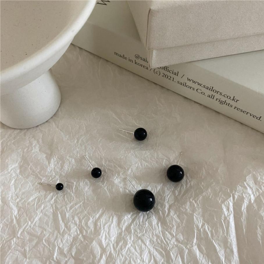 Minimalist Geometric Letter-Shaped 925 Sterling Silver Stud Earrings for Women with Black Agate Inlay