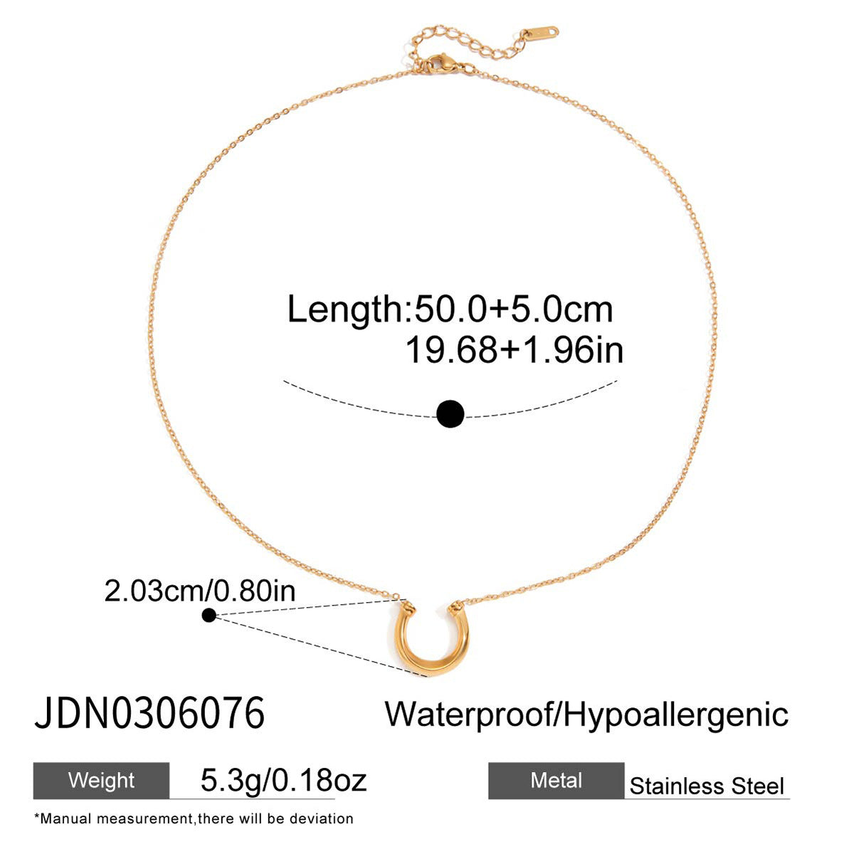 Elegante collar con colgante geométrico de temática ecuestre en acero de titanio con acabado chapado para mujer