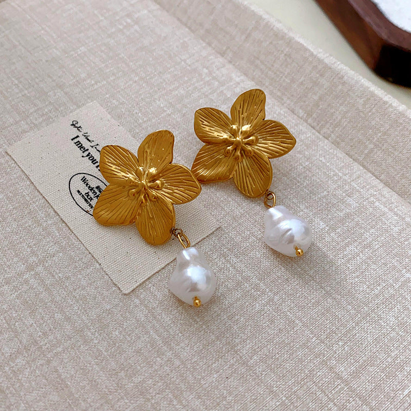 Orecchini Vintage da Donna con Motivo Floreale Geometrico, Placcatura in Oro e Intarsi in Zirconi