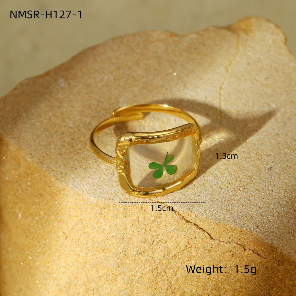 Light Luxury Floral-Shaped Stainless Steel Ring for Women with Epoxy Resin Preserved Flowers and Plated Finish