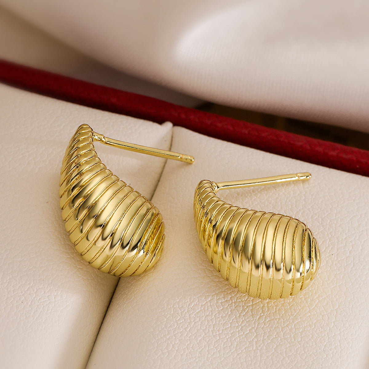 Minimalist 18K Gold Plated Brass Geometric Teardrop Earrings for Women