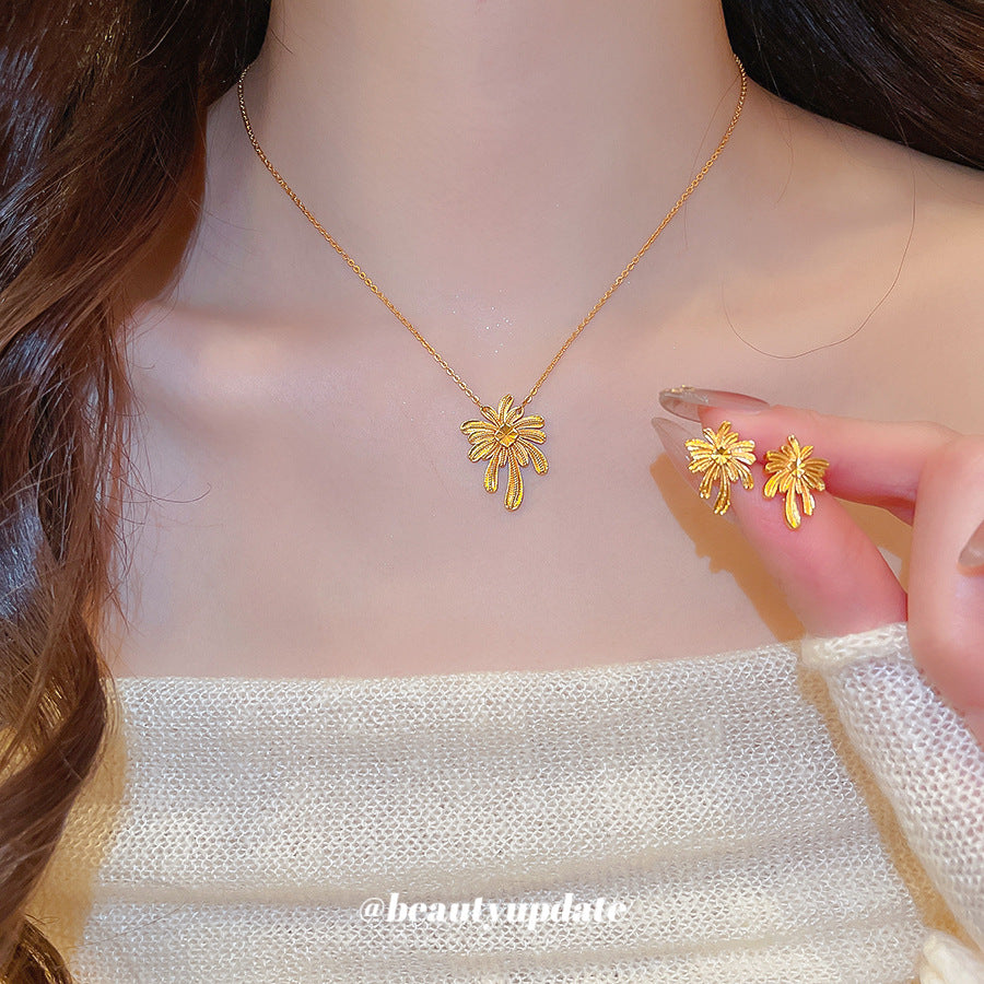 Conjunto de collar y pendientes con dije floral chapado en oro para mujer, estilo francés vintage, joyería de cobre con patrón botánico y cadena de medallón