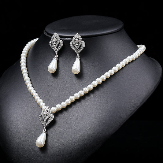 Set de Collar con Dije de Aleación en Forma de Corazón y Lágrima Estilo Lujoso con Acentos de Perlas Inspirados en Diamantes de Imitación para Mujer