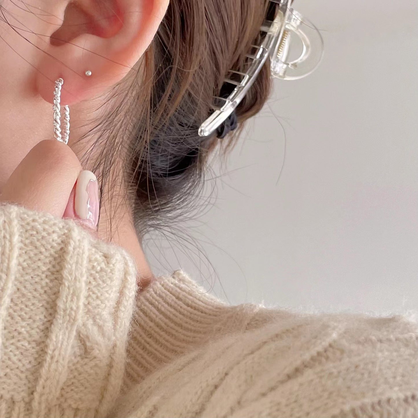 Minimalist Star-Shaped Hand-Twisted 925 Sterling Silver Hoop Earrings for Women