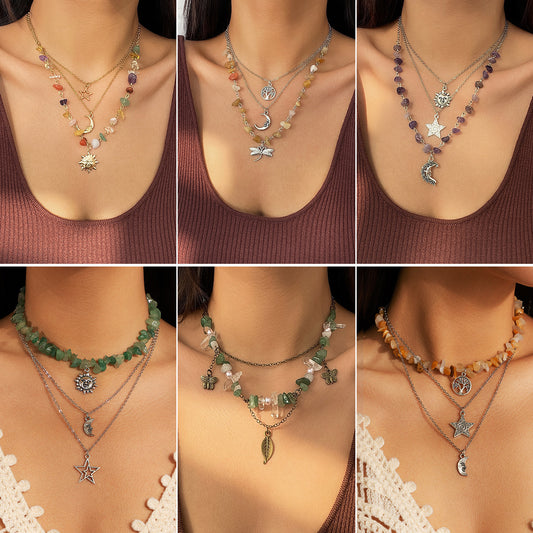 Collar de Piedra Triturada Irregular Estilo Mamba Menta, Dulce y Atrevido, para Mujer con Colgante de Luna, Diseño en Capas, Aleación Electrochapada, Cuentas de Imitación de Perlas y Acentos de Borlas