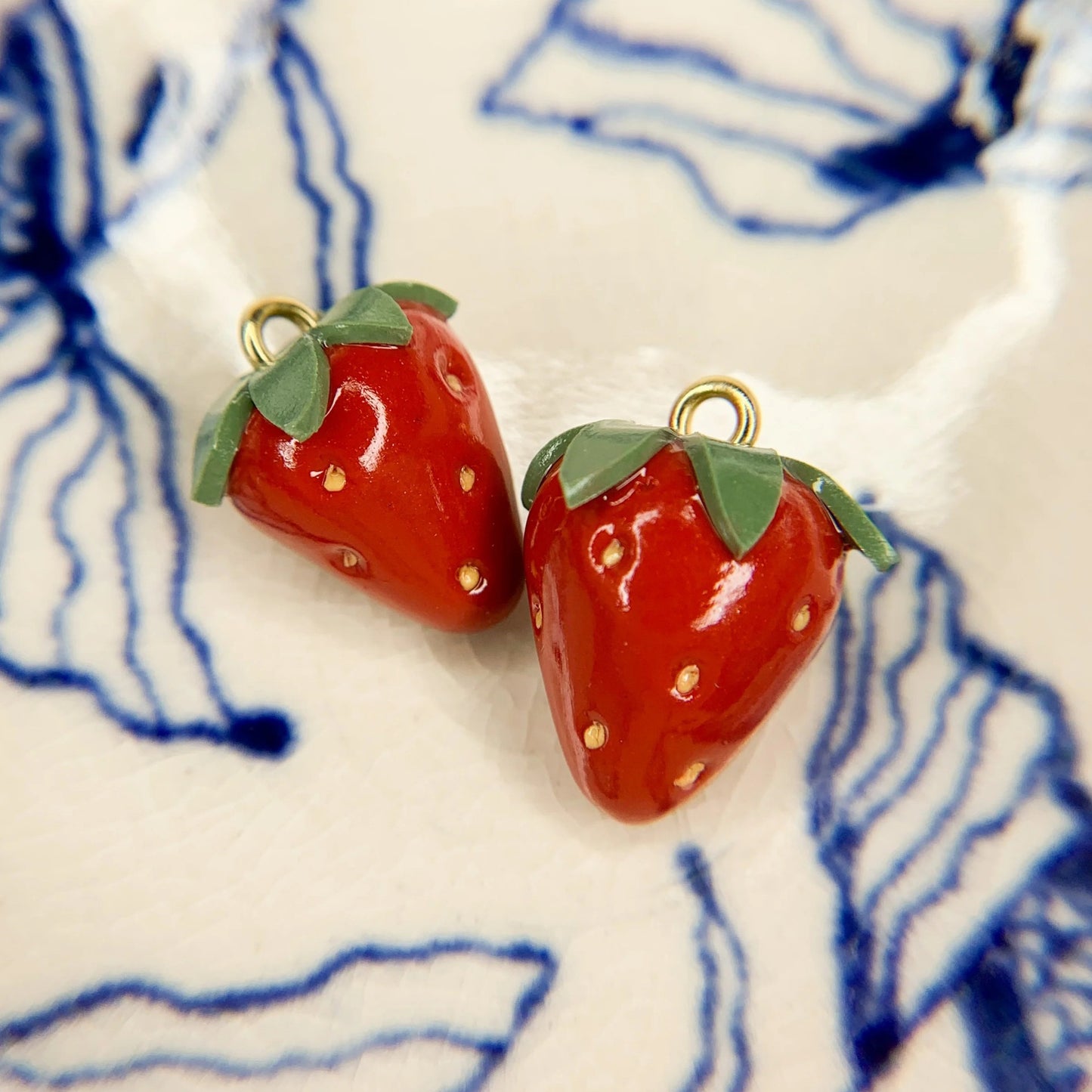 Sweet 18K Gold Plated Stainless Steel Fruit Charm Bar Strawberry Avocado Orange Pendant Accessories