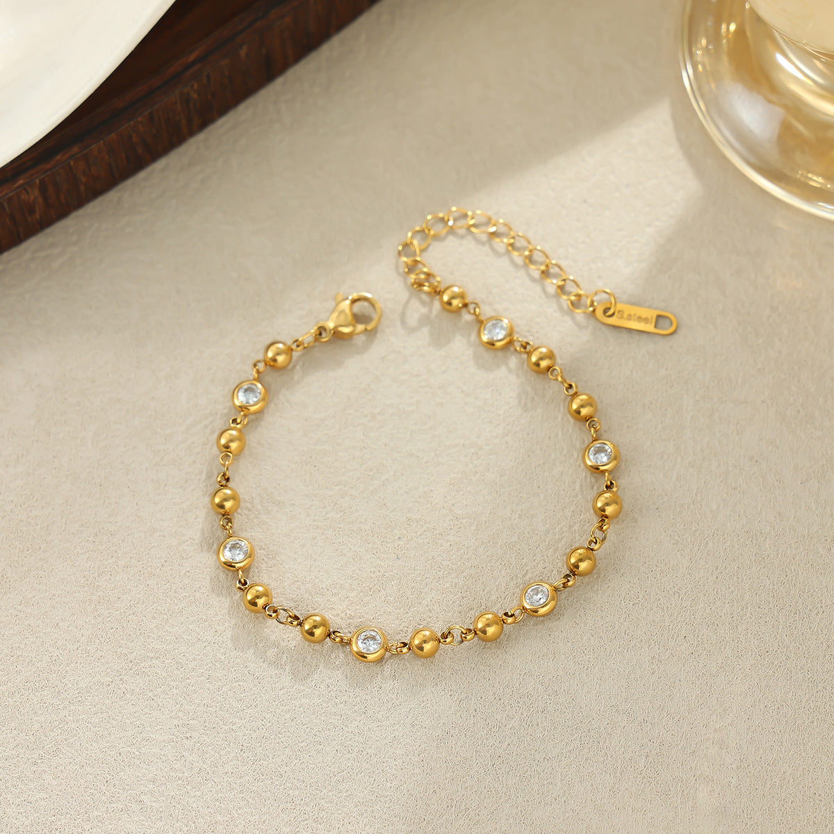 Luxury Minimalist Round Geometric Stainless Steel PVD Plated Cubic Zirconia Bracelet
