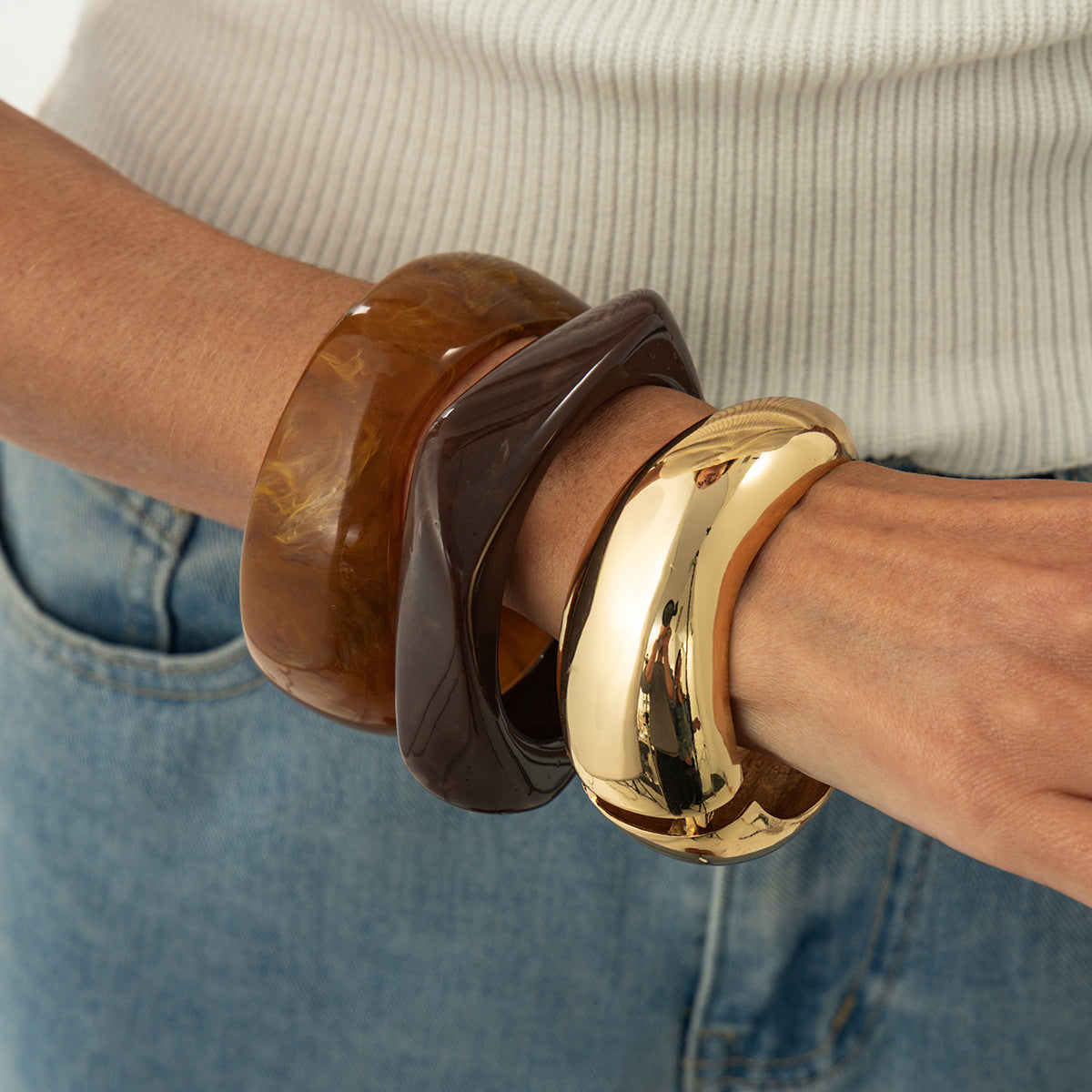 Vintage Geometric Gradient Resin Wide Cuff Bracelet