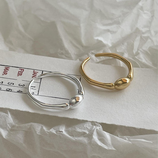 Anillo Minimalista de Plata de Ley 925 con Cuentas Geométricas para Mujer