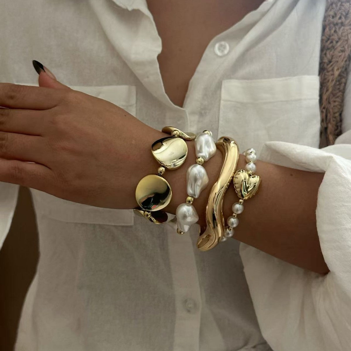 Fashion Geometric Round Acrylic Beaded Bracelet for Women