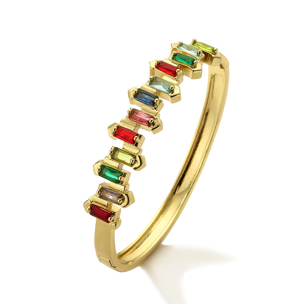 Vintage-Style Geometric Cuff Bracelet for Women Made of Copper with Micro-Pave Zirconia