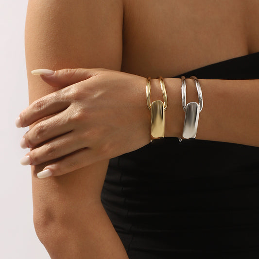 Braccialetto Minimalista Geometrico in Lega con Finitura Placcata per Coppie, alla Moda e Discreto