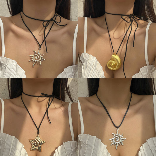 Sweet and Edgy Summer Beach Star and Seashell Pendant Necklace in Zinc Alloy with Plated Finish for Women