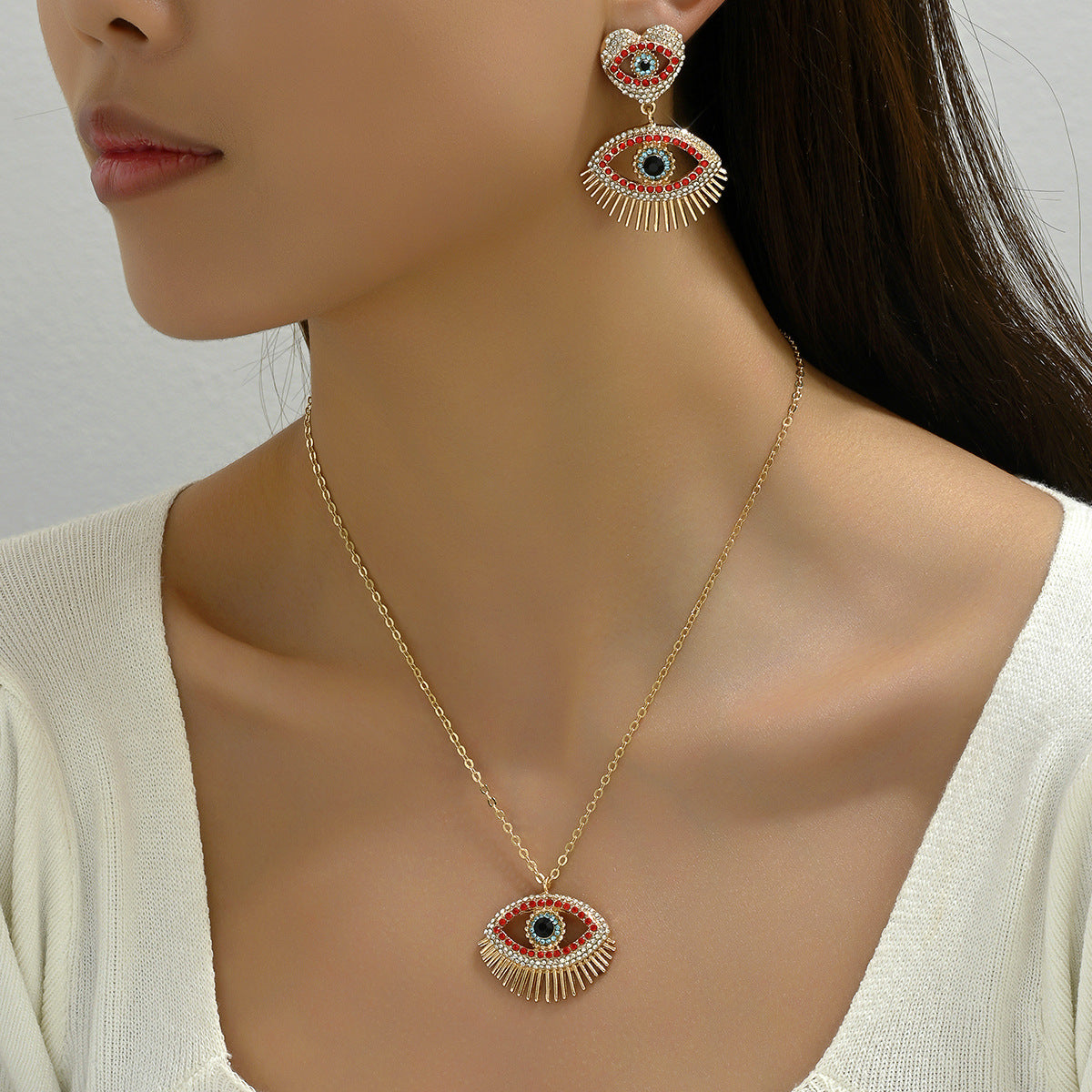 Fashionable Heart-Shaped Alloy Necklace with Rhinestone Inlay and Matching Earrings for Women