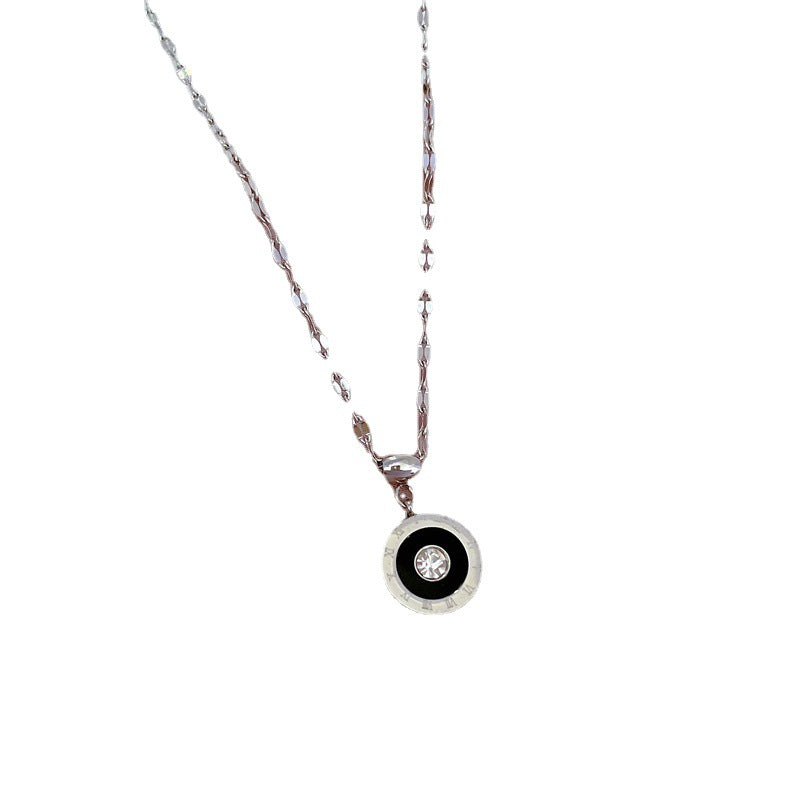 Collana a Catena con Ciondolo a Motivi Floreali Minimalista Geometrica Placcata in Acciaio al Titanio per Donna