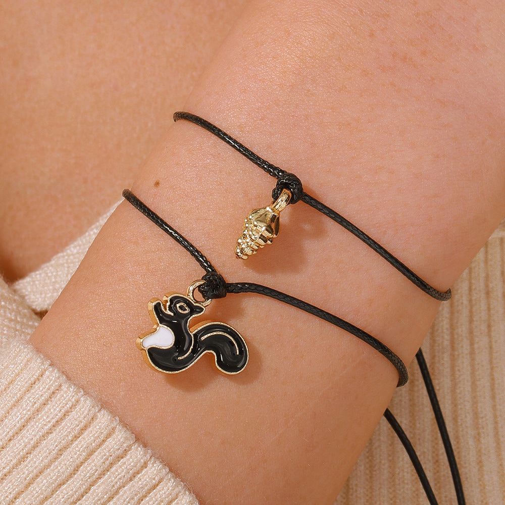 Cute Squirrel and Pinecone Pendant Braided Friendship Bracelet for Women and Men, Alloy Handmade Fashion Bracelet