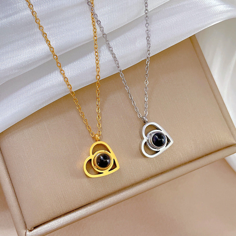 Minimalist Heart-Shaped Titanium Steel Necklace with Gold Plating for Women and Men, Pendant Projection Design, Fashionable Clavicle Chain