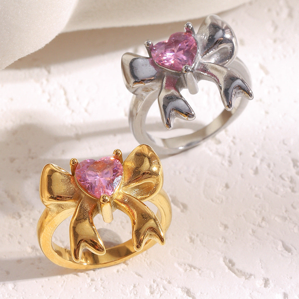 Anello da donna minimalista a forma di fiocco in acciaio inossidabile placcato oro 18 carati con zirconi cubici