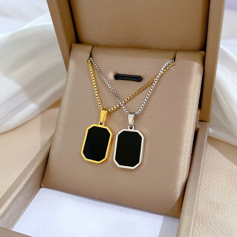 Collana con Ciondolo Geometrico Minimalista in Acciaio al Titanio Unisex
