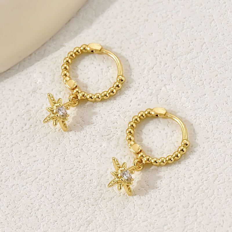 Pendientes de Cobre para Mujer con Baño de Oro de 18K, Incrustaciones de Circonia Cúbica y Diseño de Estrella de Ocho Puntas